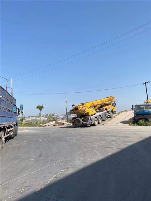 蚌山区25吨吊车的租赁价格大概是多少？