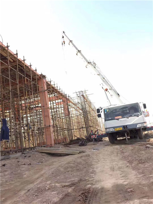 蚌山区吊车作业的安全注意事项有哪些？